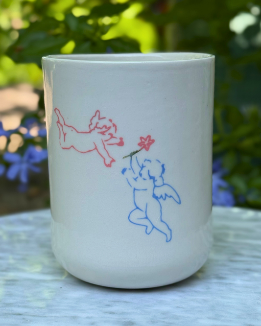Two Cherubs Grande Cup