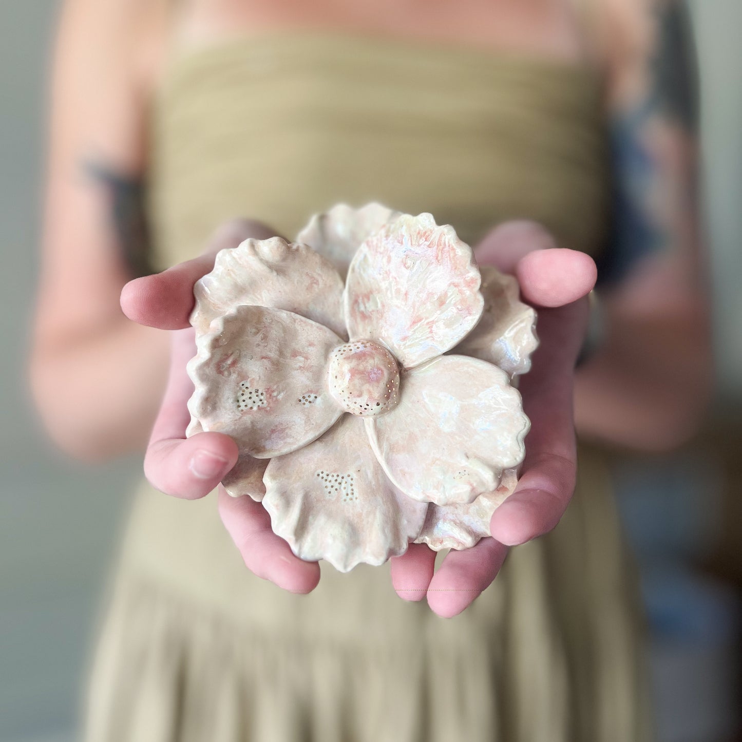 golden bloom ceramic flower