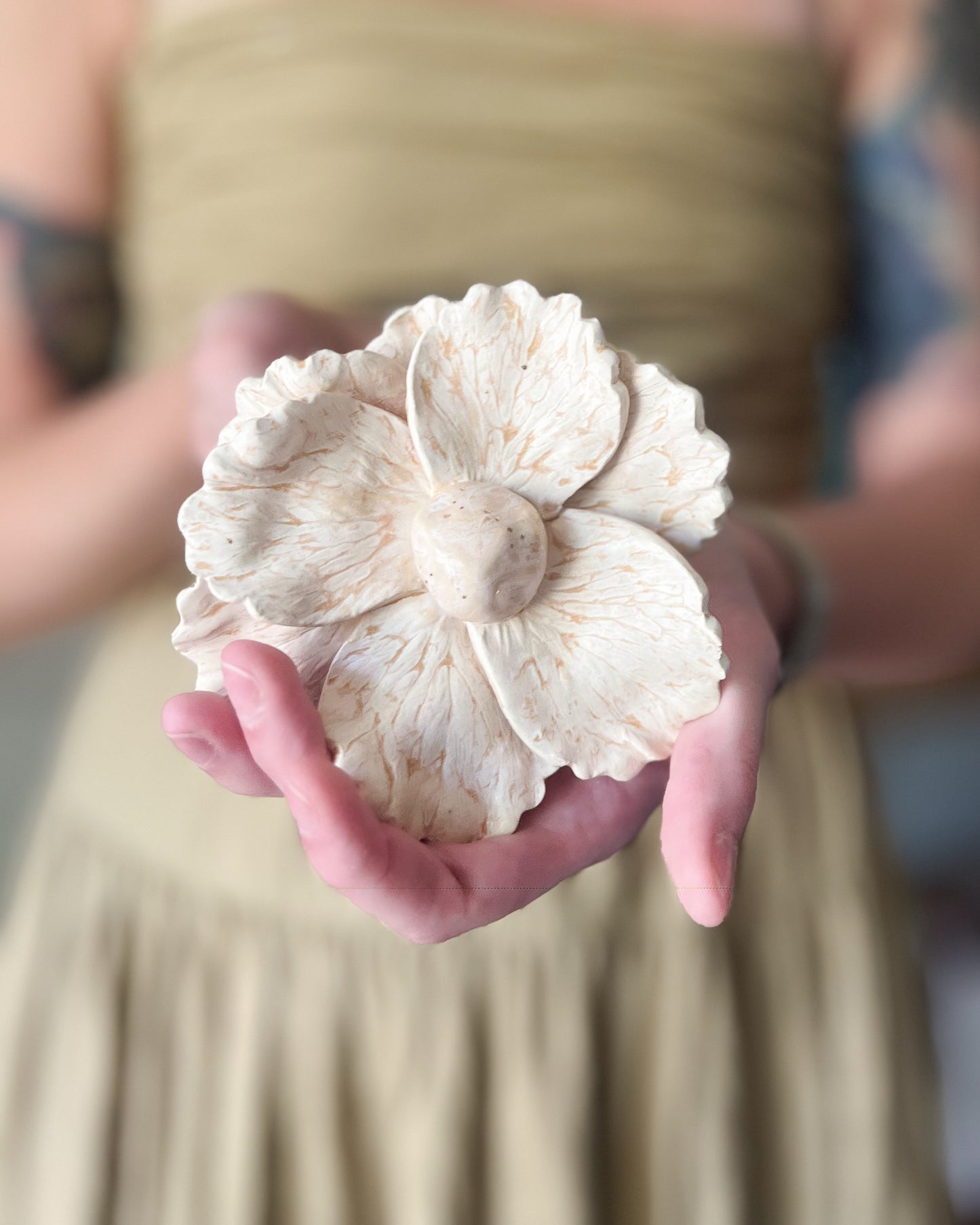 matte magnolia ceramic flower